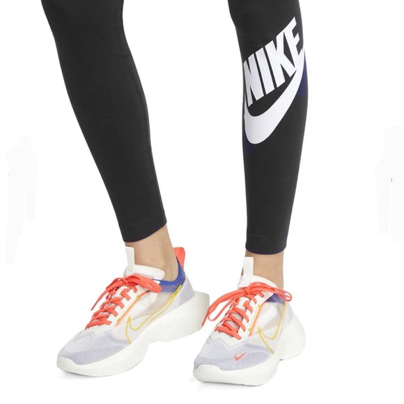 Women's Nike Sportswear Essential Black High-Waisted Leggings (XS) NWT - Picture 6 of 10